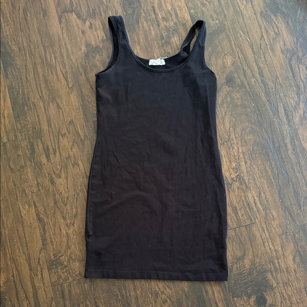 Forever 21 Black Sleeveless Body con dress